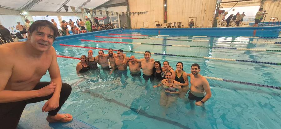Equipo en pileta